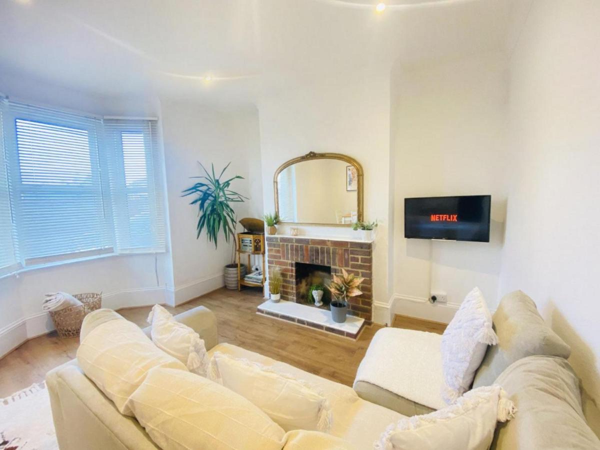 Beautiful 2Bd Beach Retreat Littlehampton ליטלהמפטון מראה חיצוני תמונה